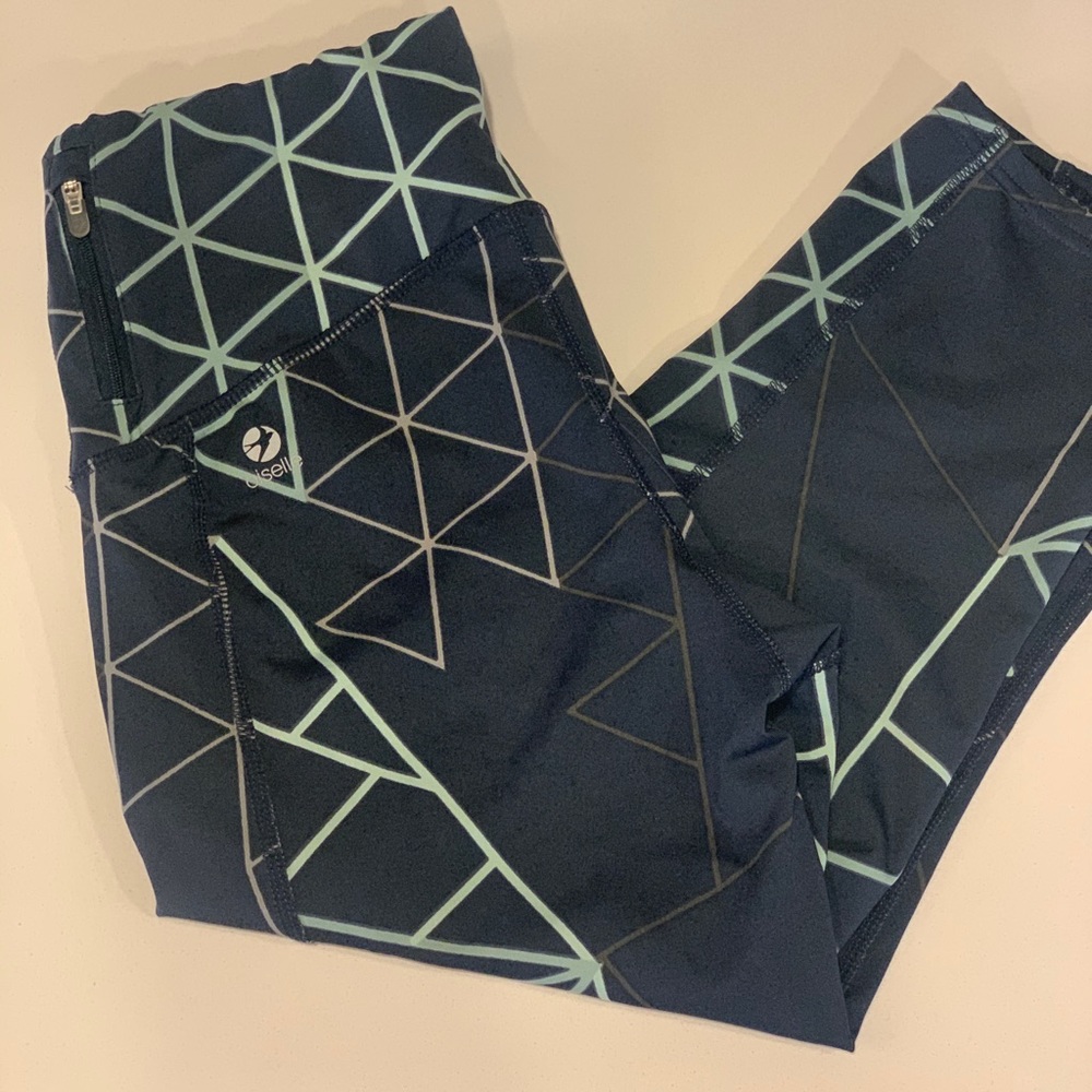 Women’s Oiselle Running Crops, Sz4